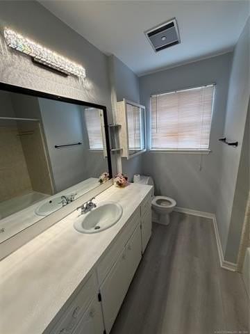 622 N Gum St - Photo 6 of 9