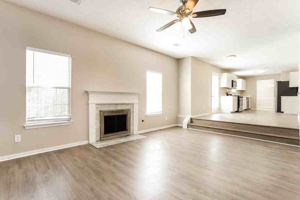 2244 Waters Run - Photo 4 of 17