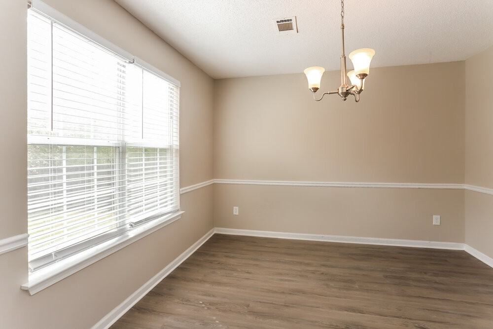 2244 Waters Run - Photo 5 of 17