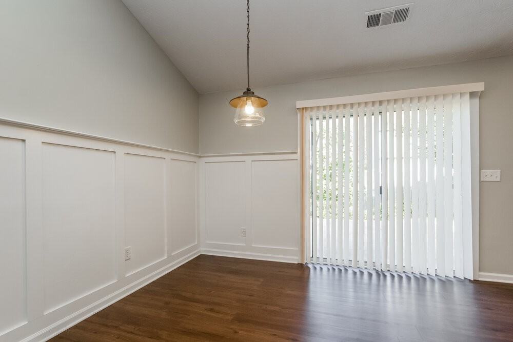 217 Winterbury Dr - Photo 6 of 16