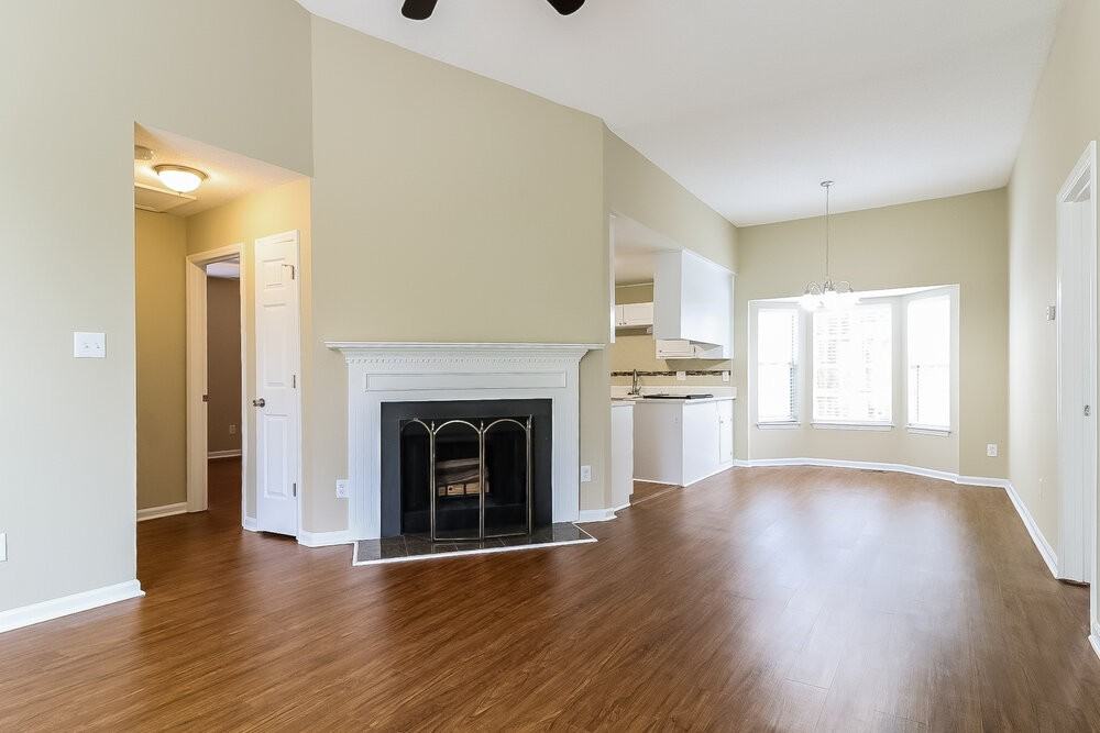 504 Heathwick Dr - Photo 5 of 16