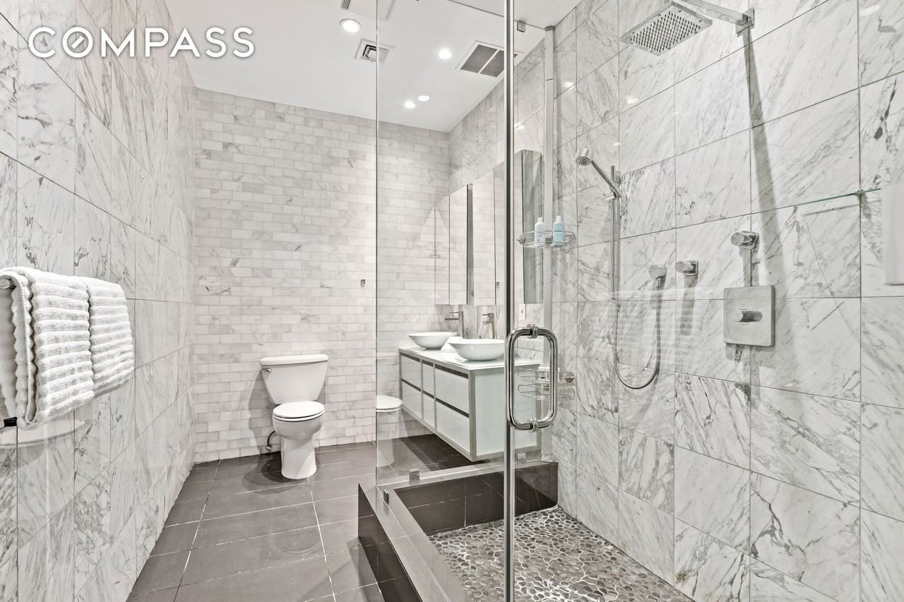 20 E 17th St #3 - Photo 7 of 11