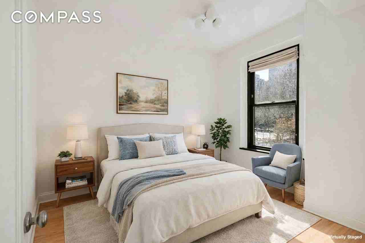 243 W 70th St #3B - Photo 4 of 9