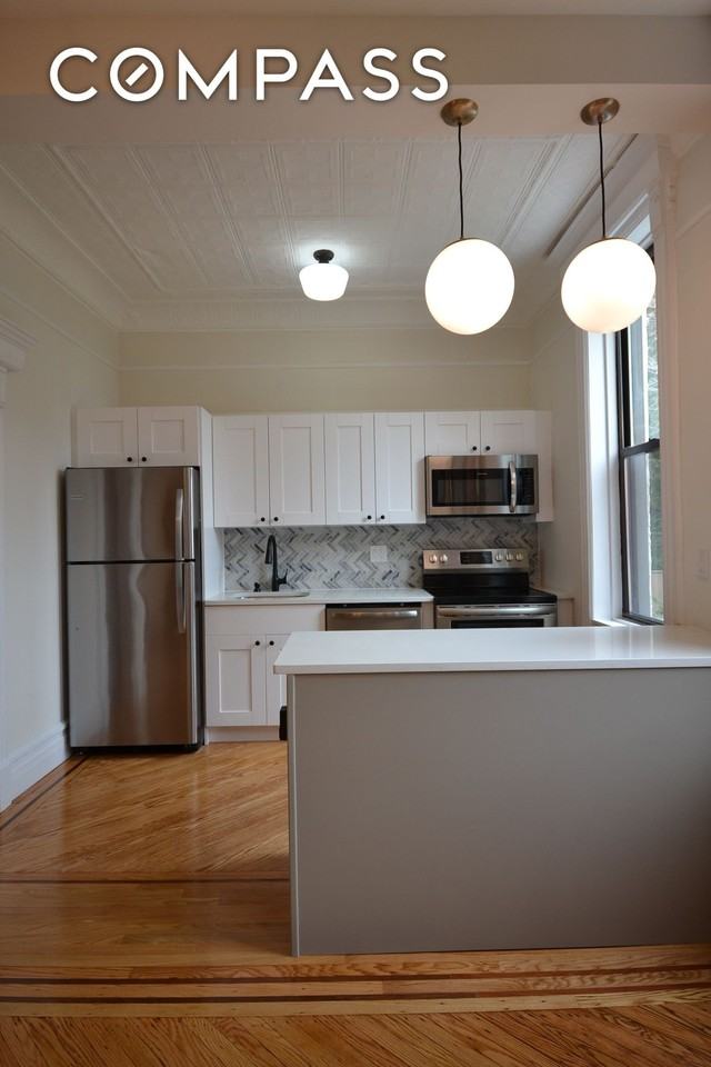 434 55th St #2 - Photo 6 of 15