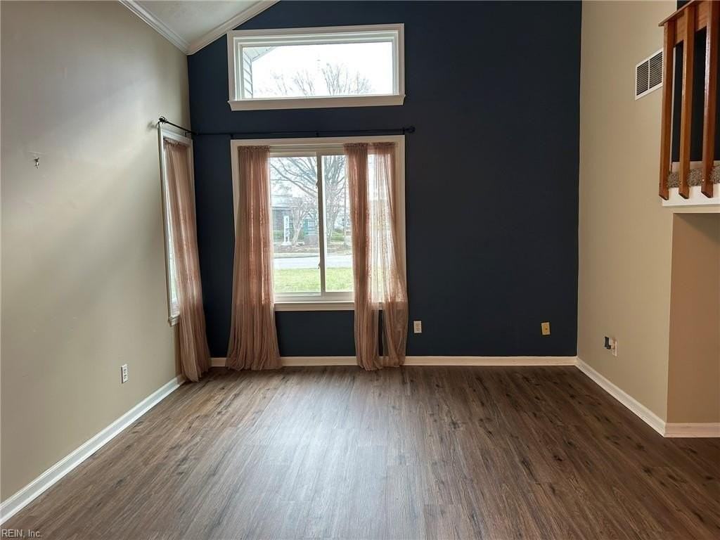 913 Lord Dunmore Dr - Photo 6 of 48