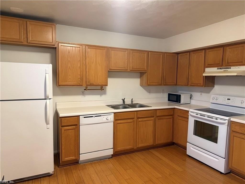 7409 Davidson St - Photo 6 of 30