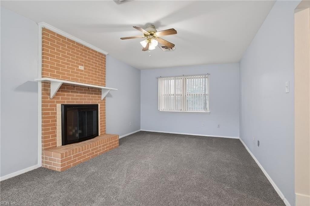 806 S Grosvenor Ct - Photo 7 of 38