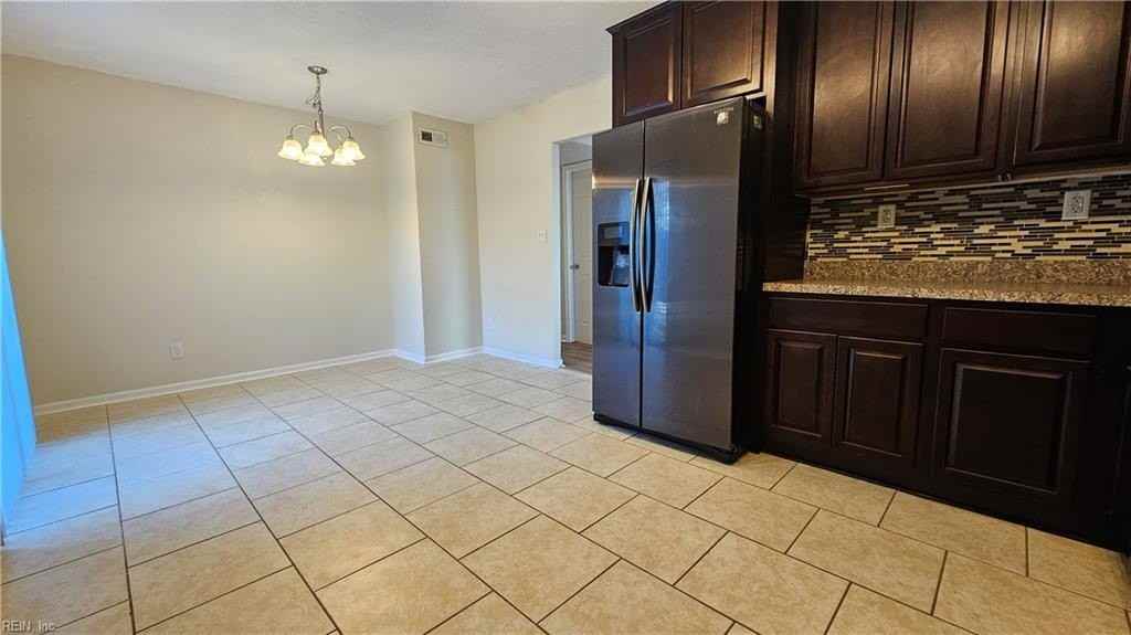 3840 Foxglove Ct - Photo 7 of 17