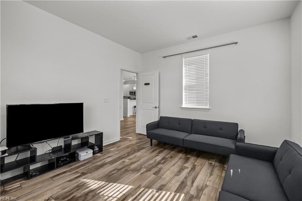 5024 Hawkins Mill Way - Photo 7 of 29