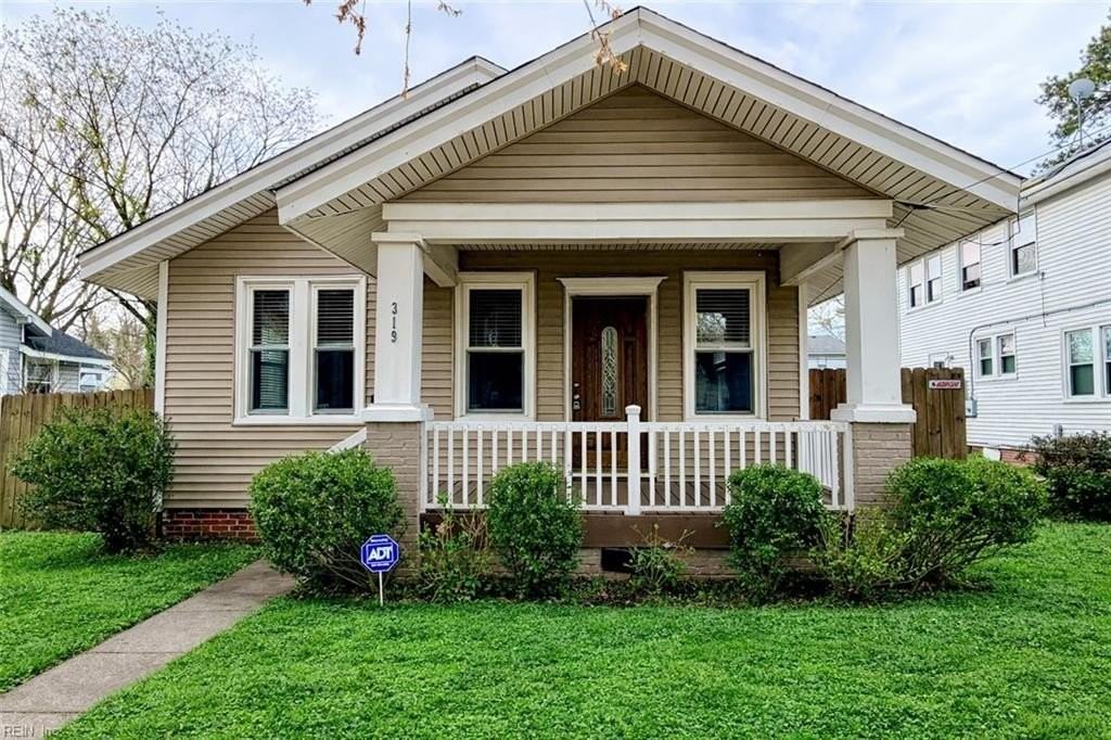 319 Forrest Ave - Photo 2 of 31