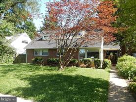 1812 Belvedere Blvd - Photo 1 of 1