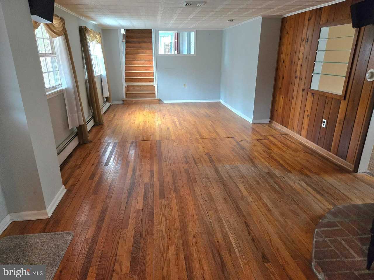 242 S Sugan Rd - Photo 3 of 16