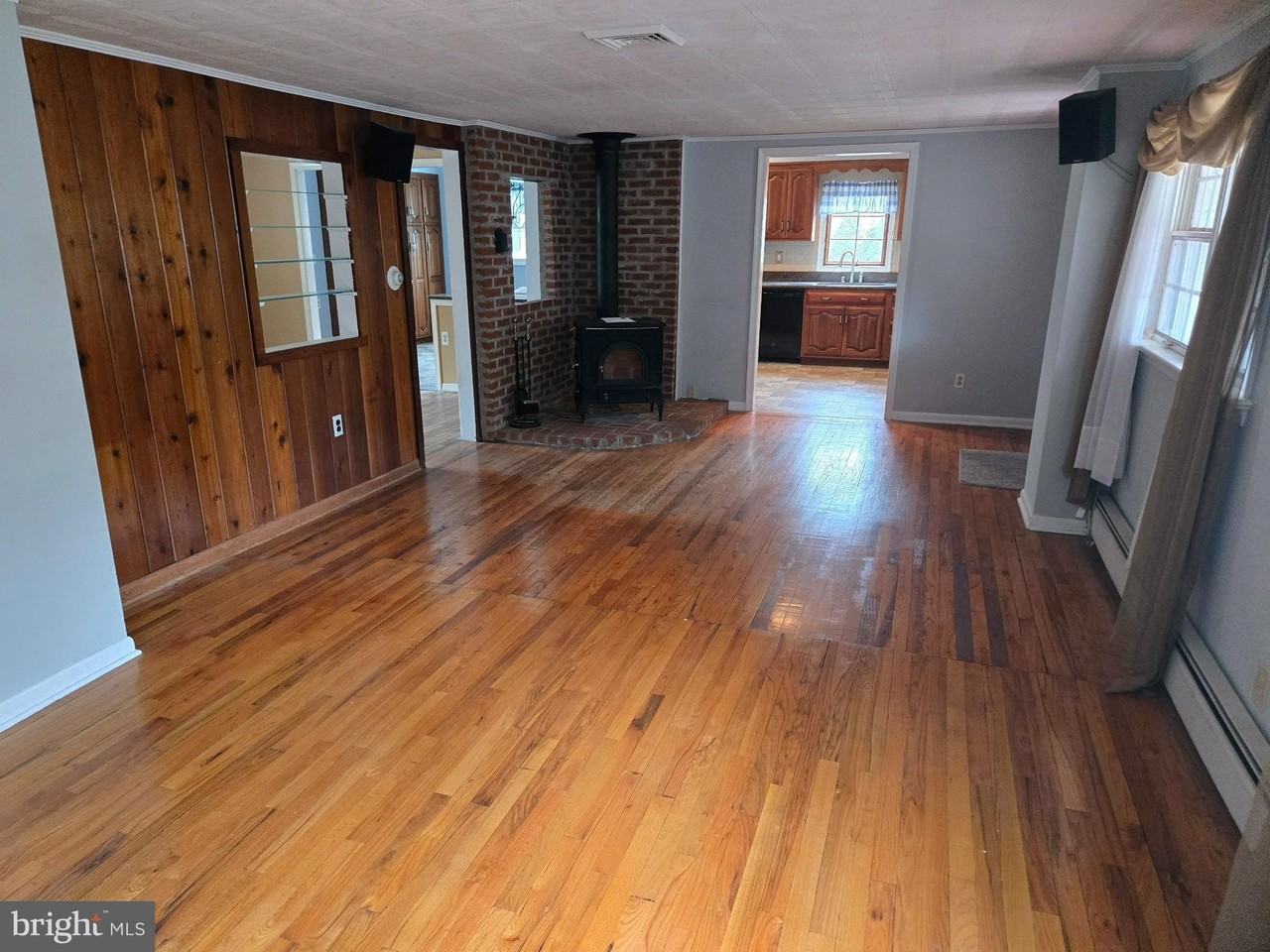 242 S Sugan Rd - Photo 4 of 16