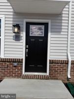 featured image of 39 E Front St