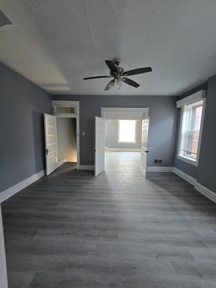 3150-3152 Pennsylvania Ave - Photo 2 of 7