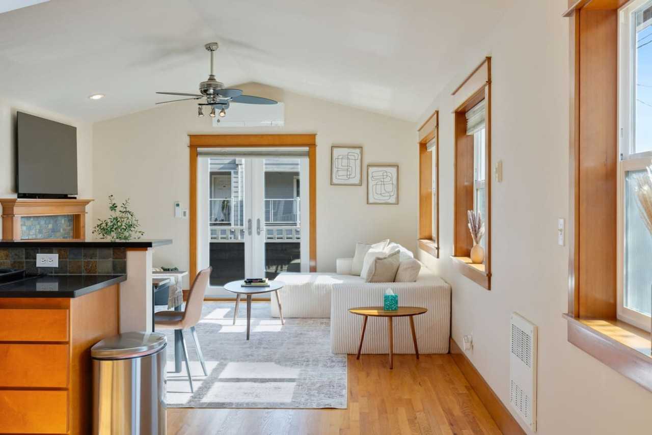 3006 Sw Hinds St #1499147P - Photo 4 of 50