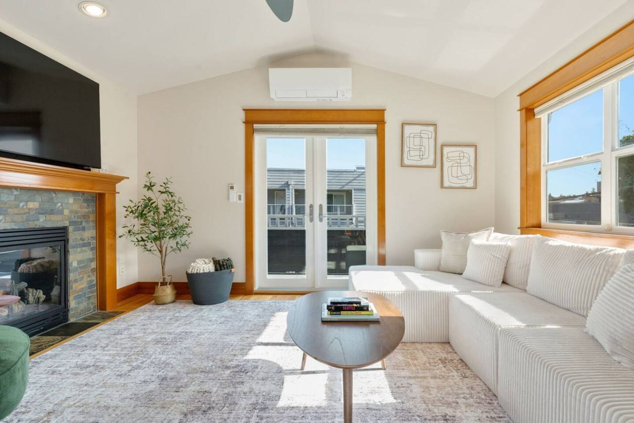 3006 Sw Hinds St #1499147P - Photo 5 of 50