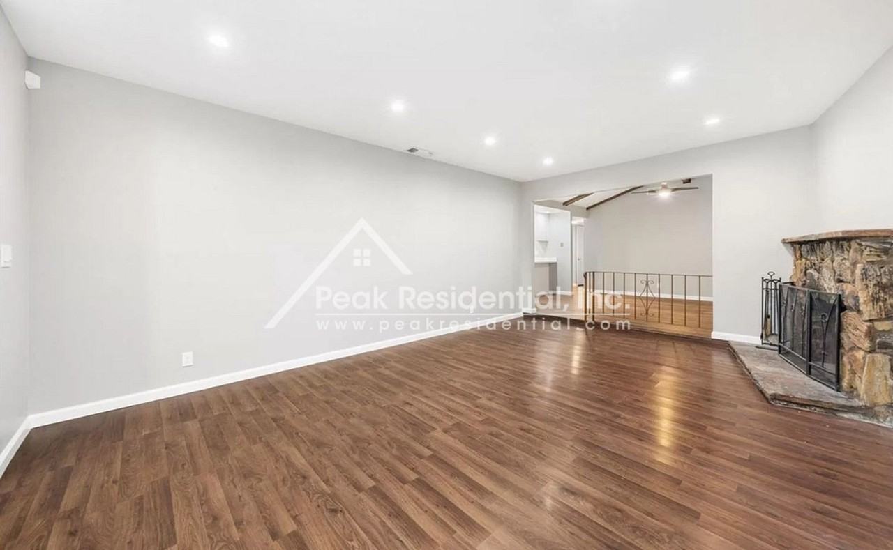 6804 Barbara Lee Cir - Photo 4 of 30