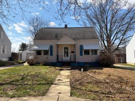 featured image of 1090 Hartford Ave