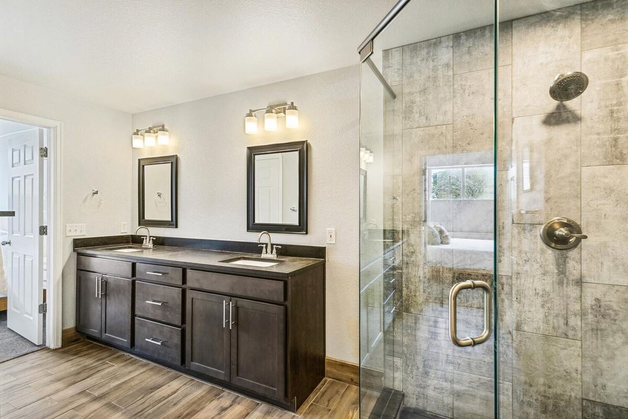 1727 N Pearl St #1221774P - Photo 7 of 32