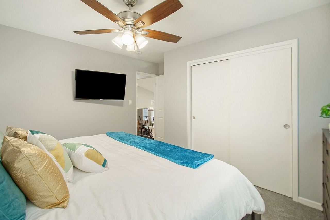 506 Wilson Ave #1285071P - Photo 7 of 17