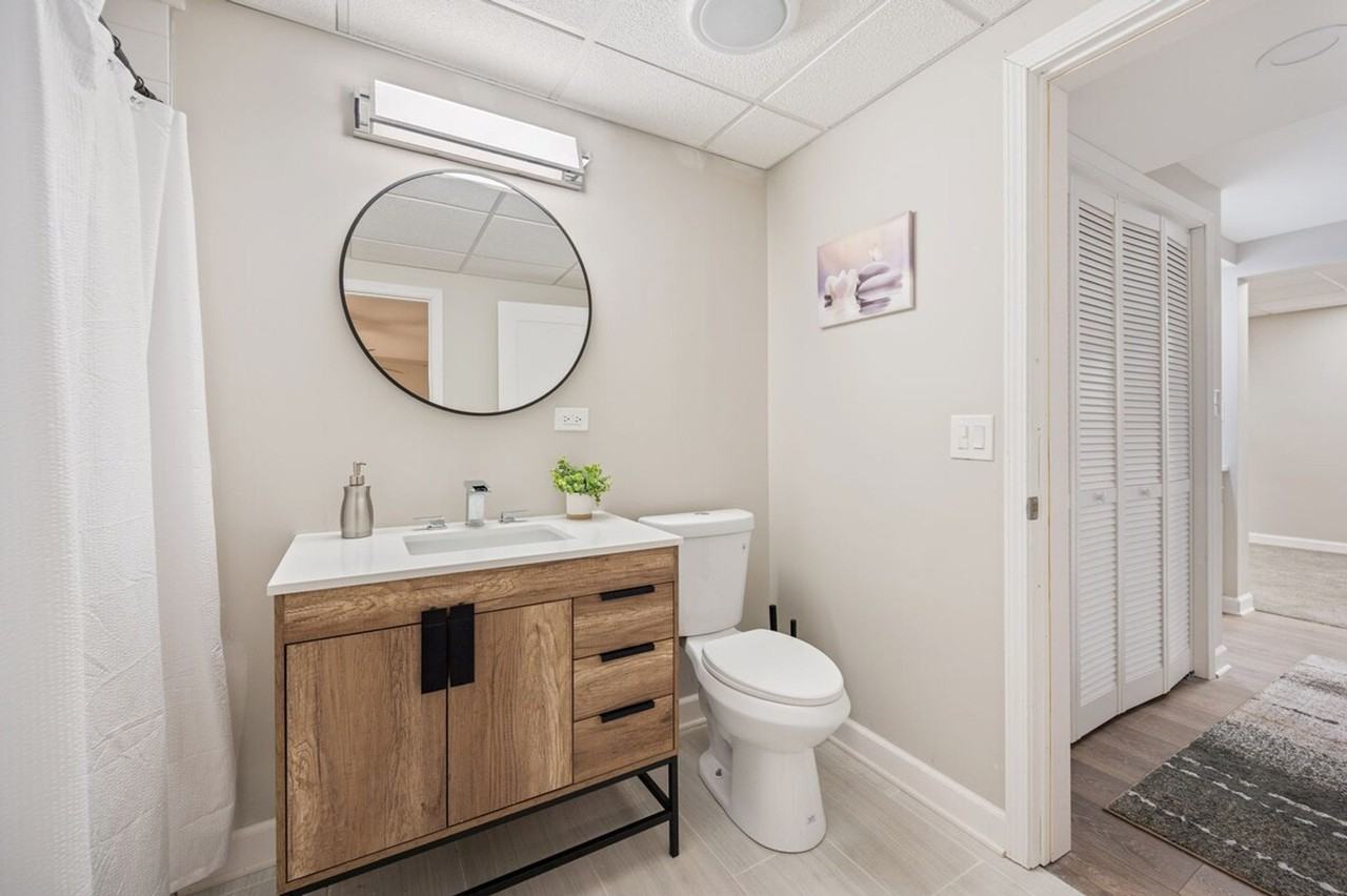 22051 W Taylor Rd #1285046P - Photo 6 of 24