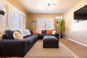 featured image of 170 E 100 N