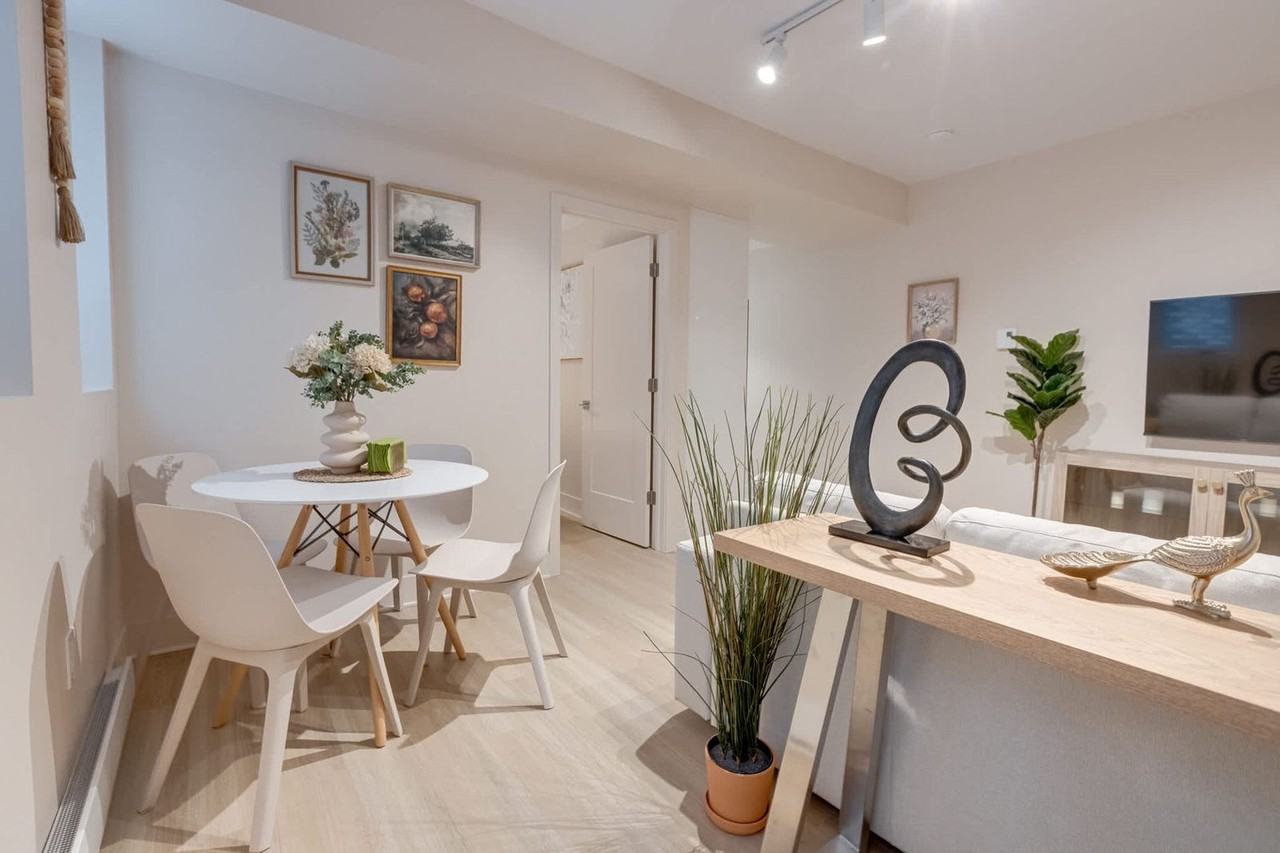 4050 Ch De Trafalgar #1385471P - Photo 4 of 16