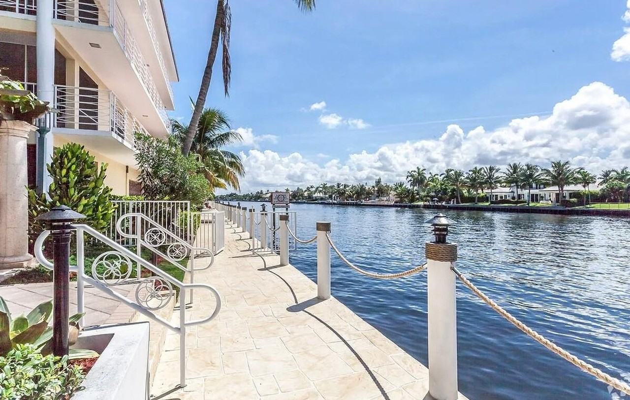 1035 Spanish River Rd #1424305P - Photo 4 of 50