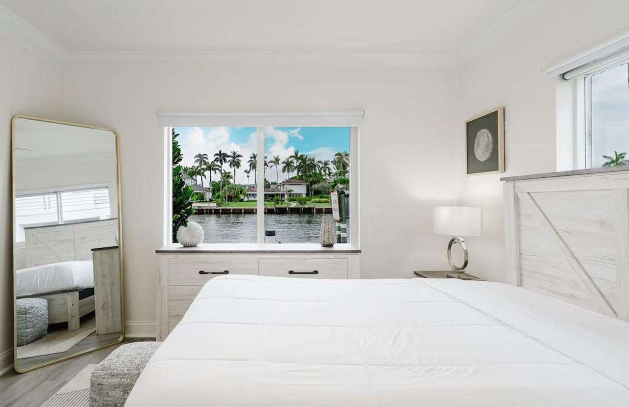 1035 Spanish River Rd #1424305P - Photo 5 of 50