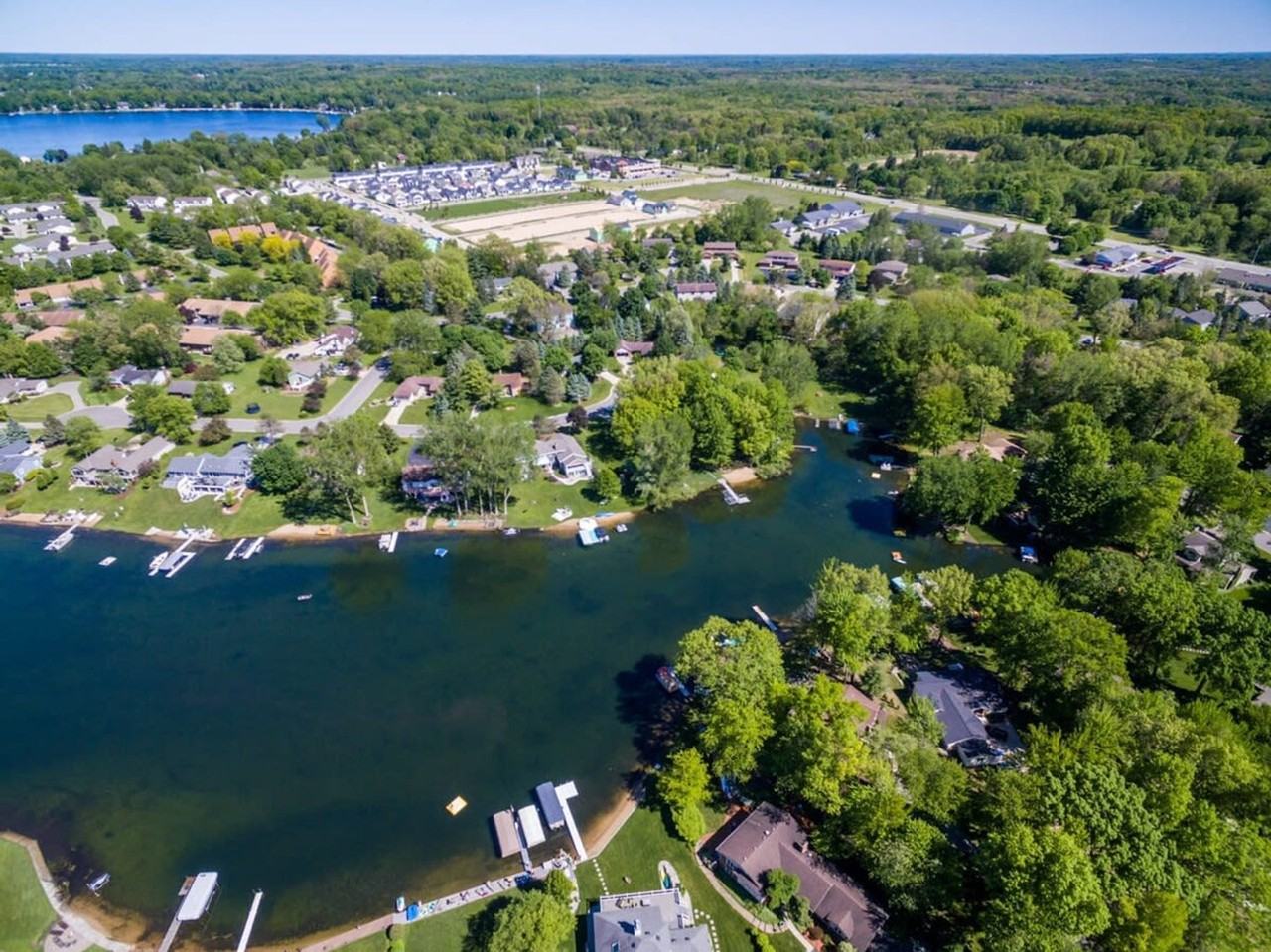 6542 Bella Vista Drive Northeast - Photo 4 of 20