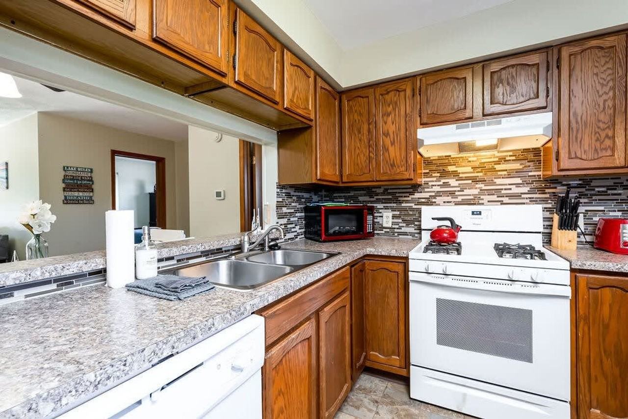 6542 Bella Vista Drive Northeast - Photo 5 of 20