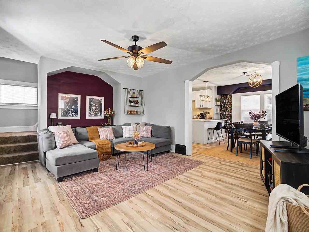 3457 W 128th St #1496115P - Photo 2 of 42