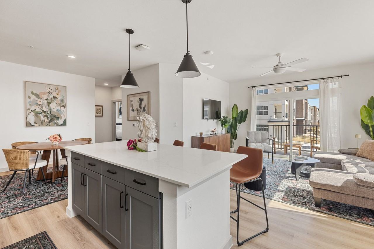 1301 Leah Avenue - Photo 3 of 142