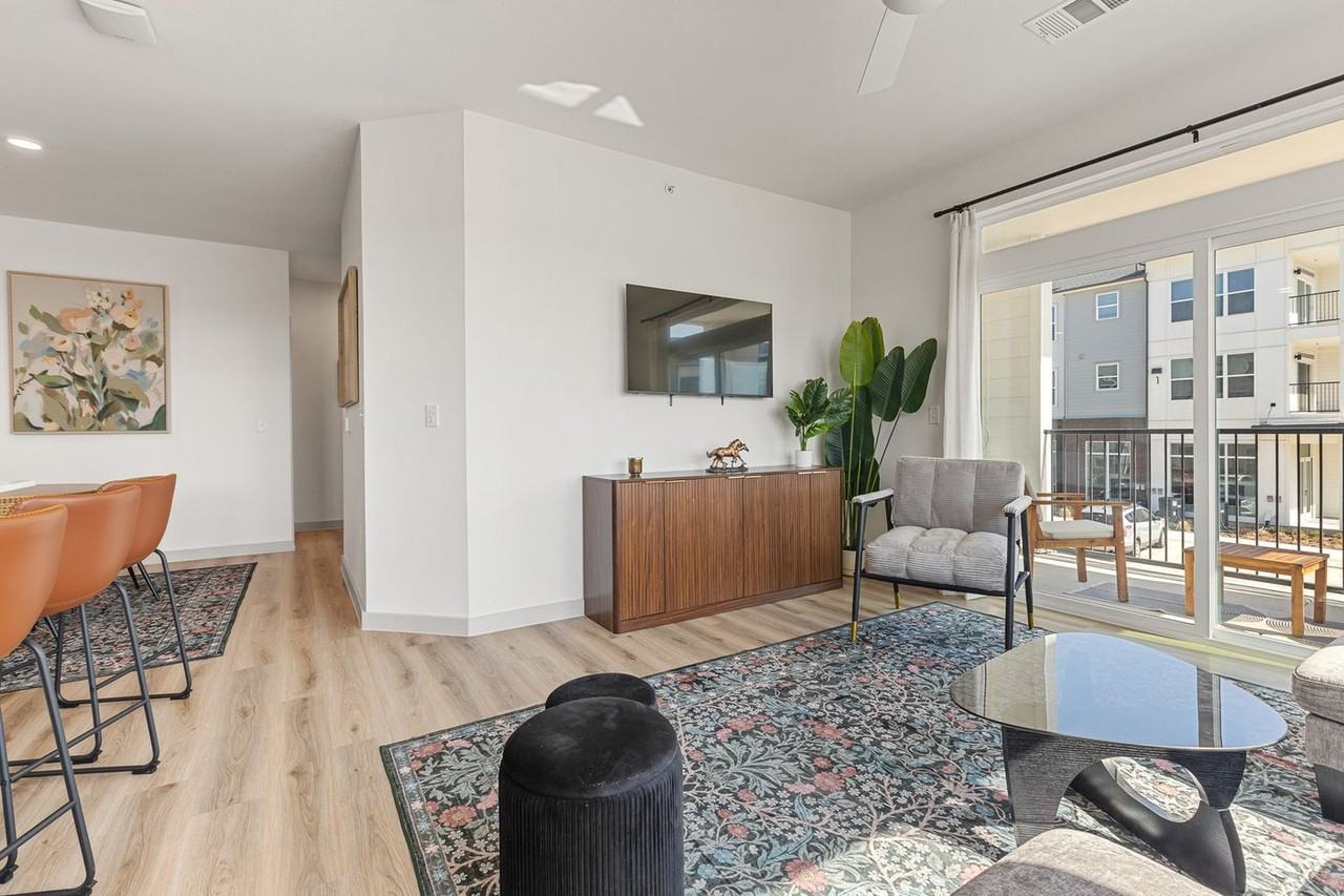 1301 Leah Avenue - Photo 7 of 50