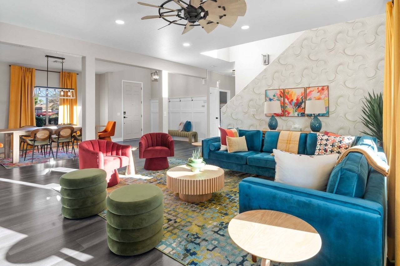 4900 S Springs Dr #1499899P - Photo 4 of 44