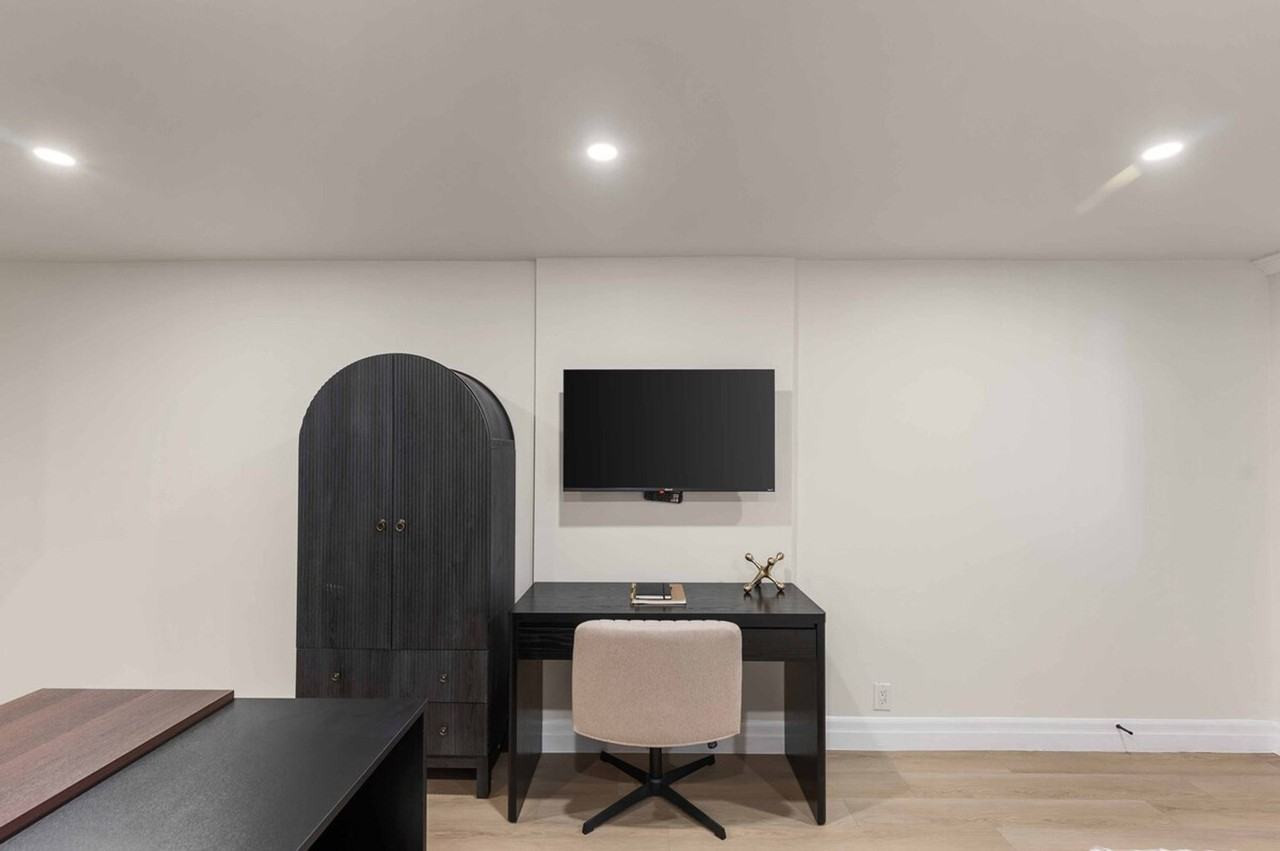 7860 Regional Rd 20 #1497907P - Photo 5 of 24