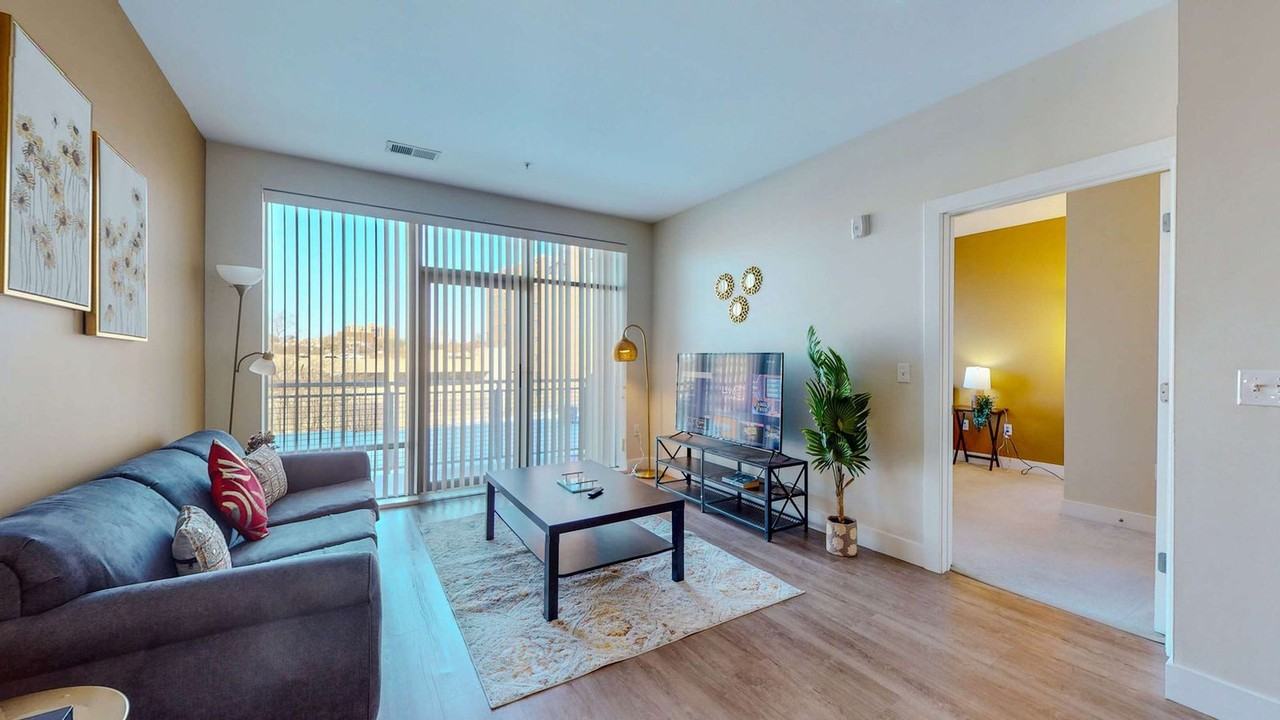 545 Bedford St #1501469P - Photo 3 of 28