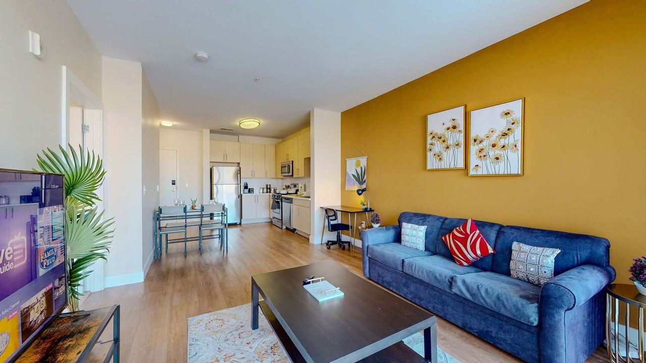 545 Bedford St #1501469P - Photo 4 of 28