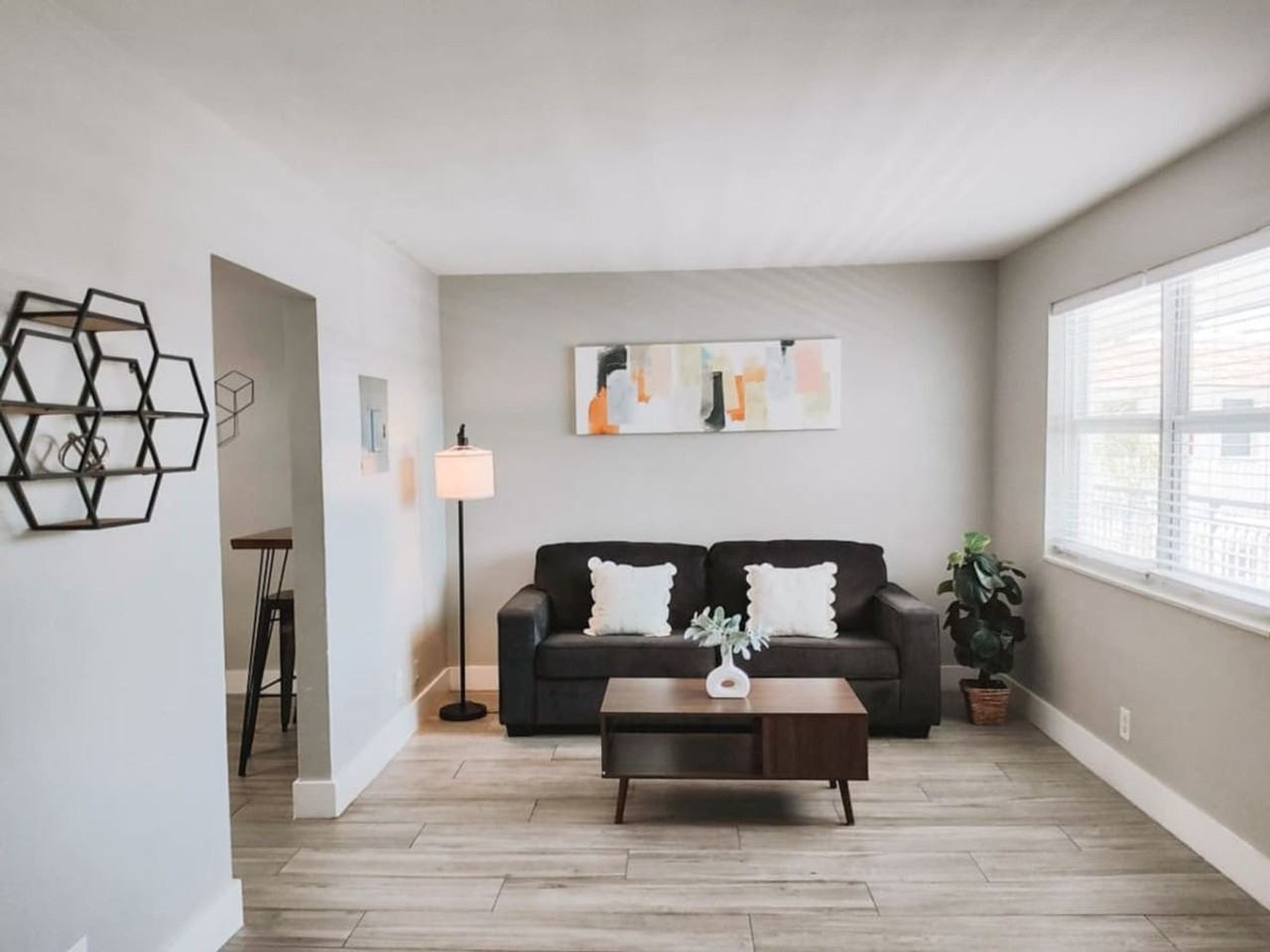 50 Se 12th St #1503928P - Photo 2 of 19