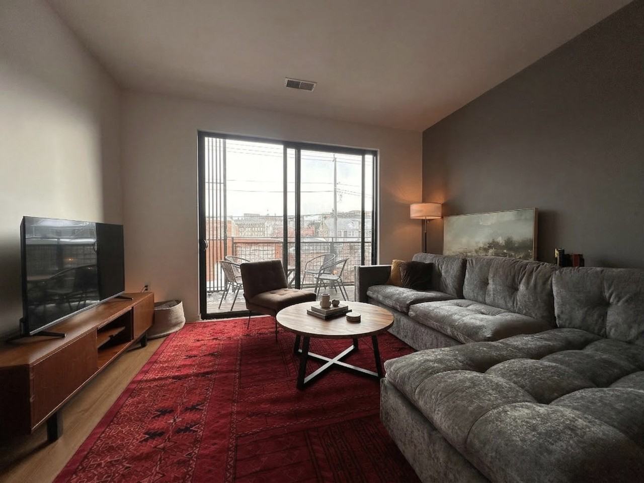 324 S 2nd St #1504186P - Photo 2 of 9