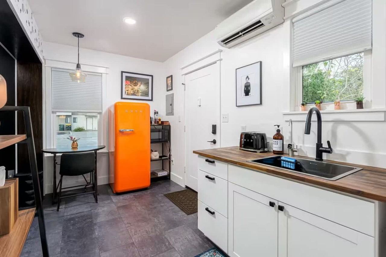 205 3rd St Se #1502045P - Photo 7 of 31