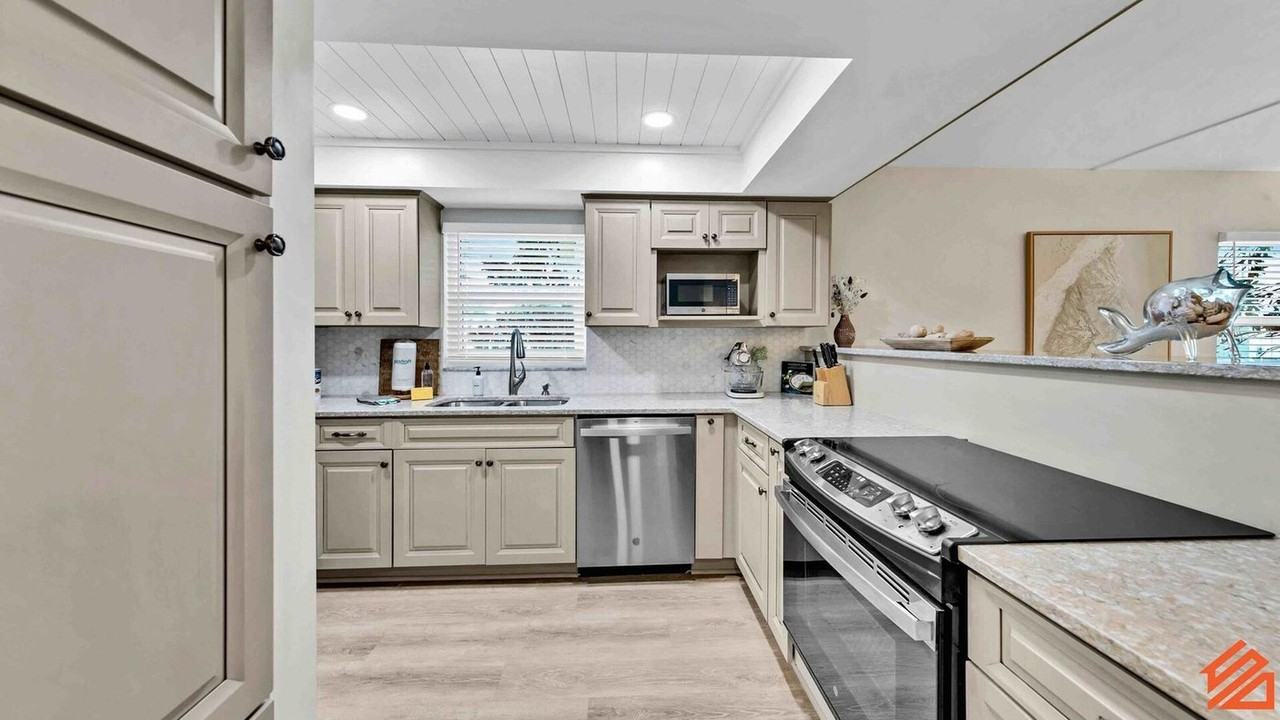 925 Whelk Ct #1502029P - Photo 5 of 35