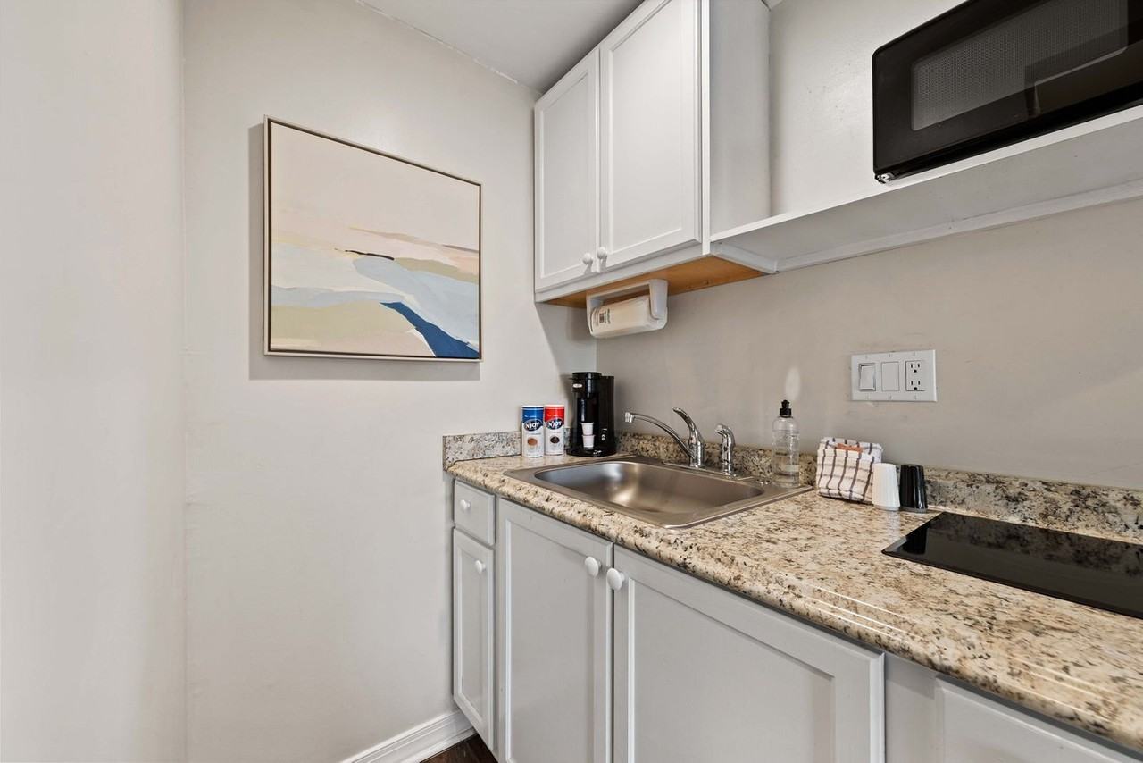 110 Eglin Pkwy Se #1502058P - Photo 4 of 11