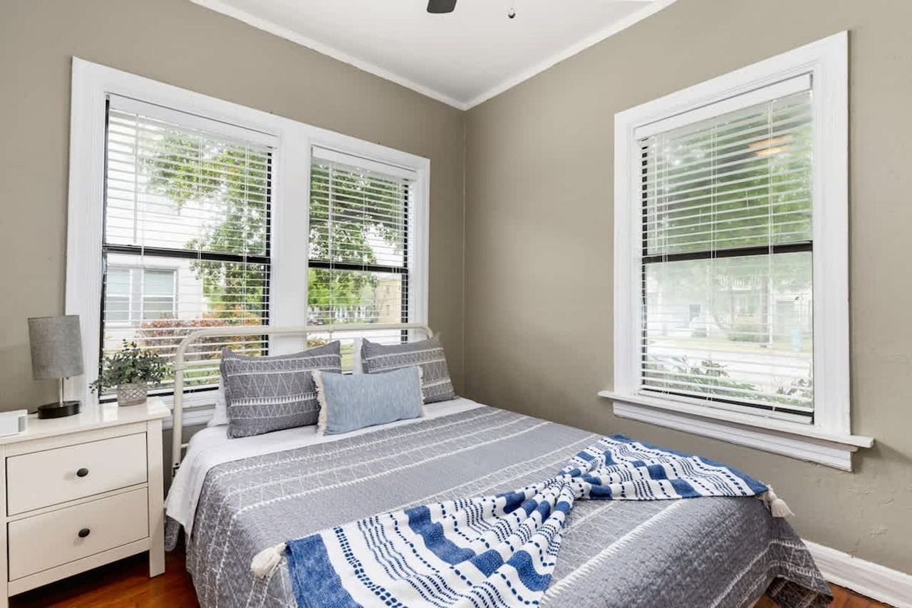 203 W Magnolia Ave #1496379P - Photo 4 of 14