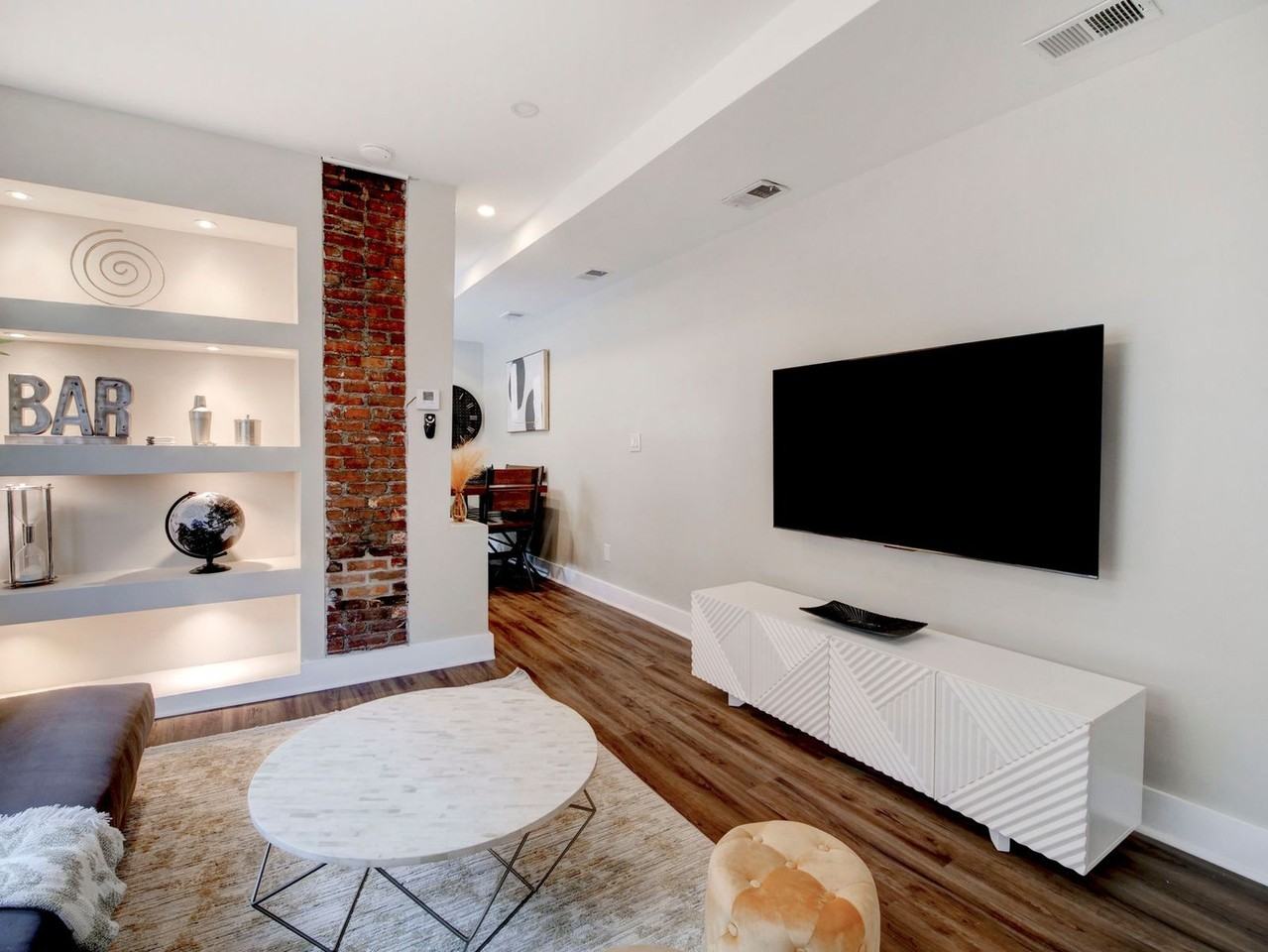 88 Van Reypen St #1501171P - Photo 3 of 19