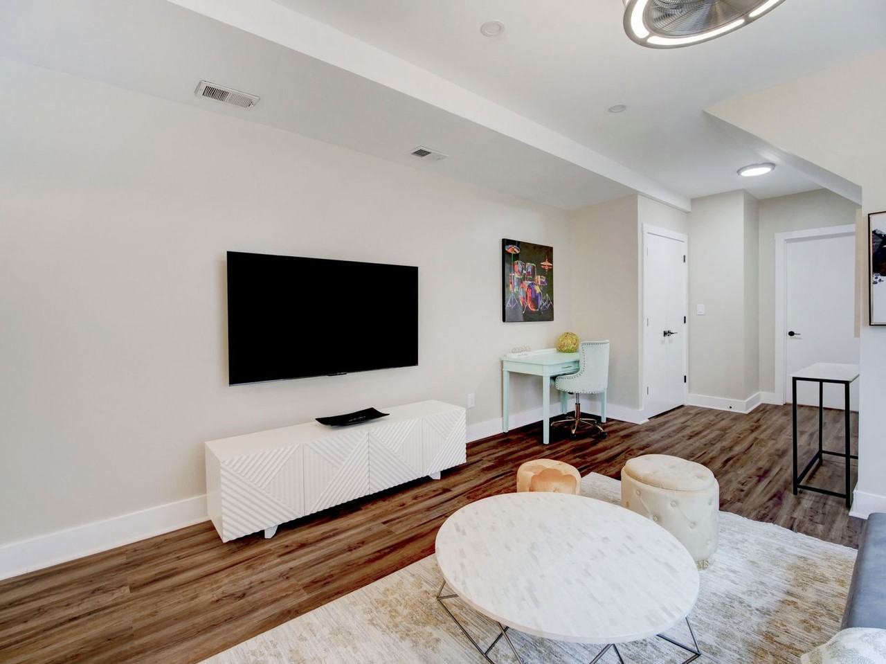 88 Van Reypen St #1501171P - Photo 4 of 19