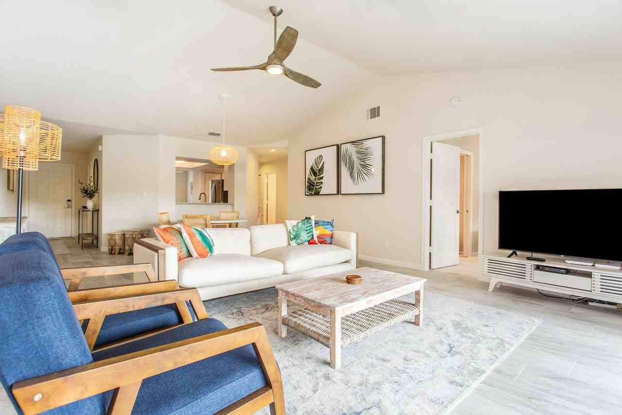 6240 Bellerive Ave #1504174P - Photo 4 of 28