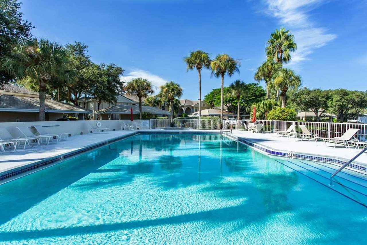 6240 Bellerive Ave #1504174P - Photo 5 of 28