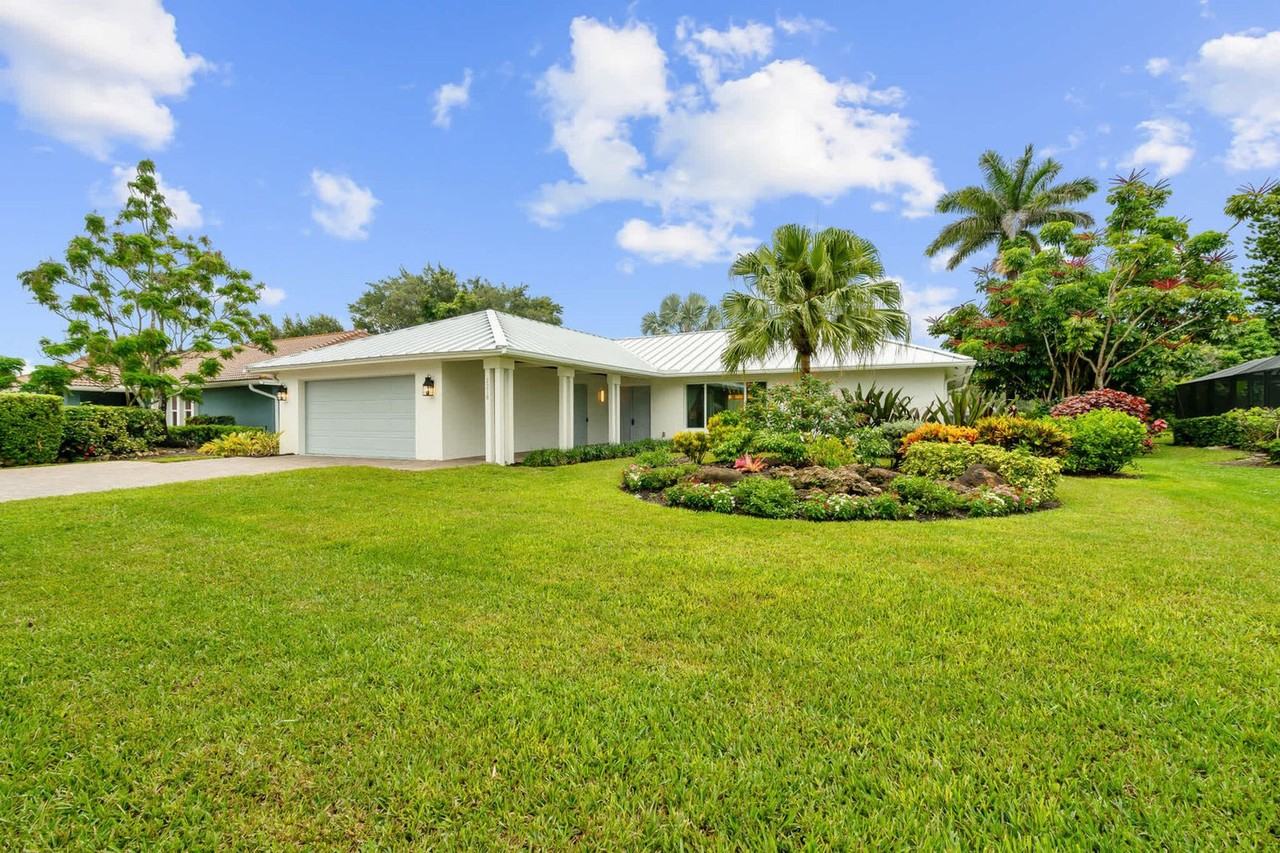 2218 Kings Lake Blvd #1504169P - Photo 7 of 36